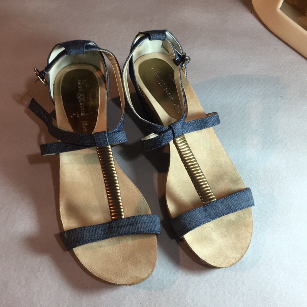 Anne Klein iflex Size 8 Jean & Gold Spring Adjoining T-Strap Lowest Price